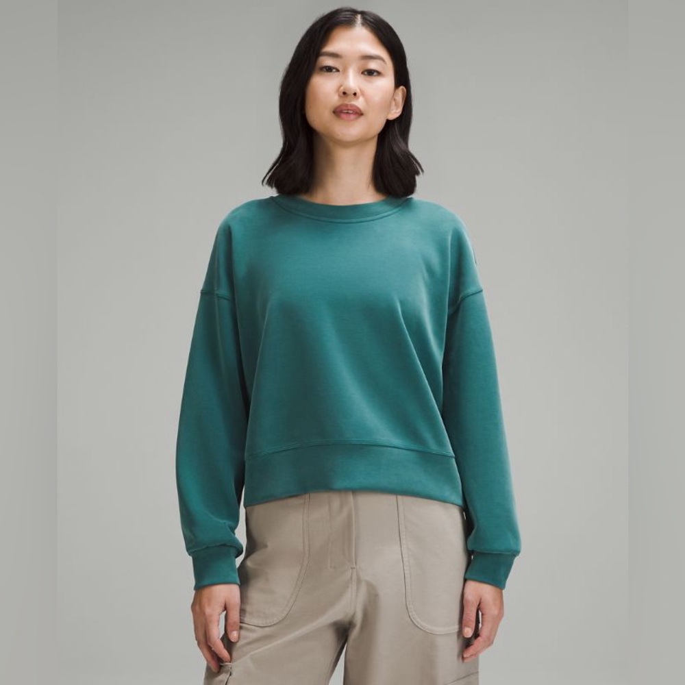 NWOT lululemon Softstreme Perfectly Oversized Cropped Crew